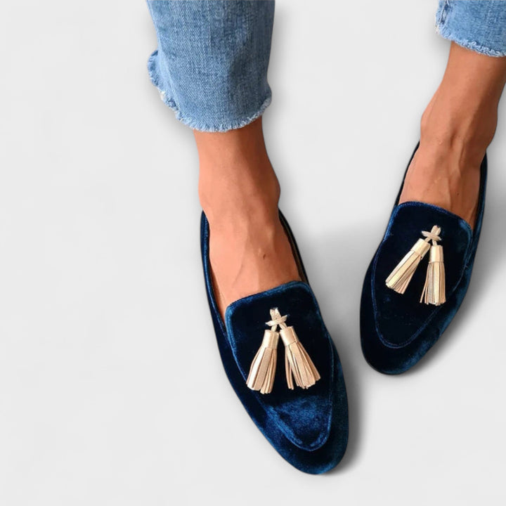 Quinnlyn | Vintage Inspired Moccasins