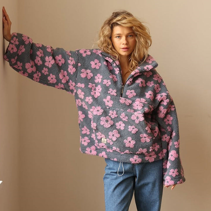 Daisy – Luxe Fleece Comfort Bloom